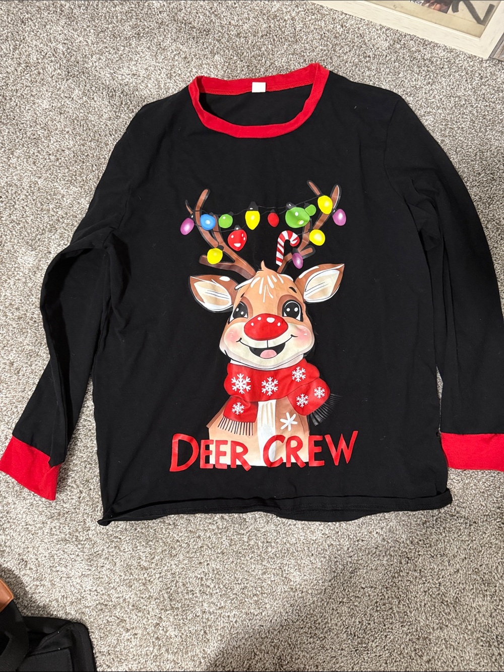 Men’s Black & Red 'Deer Crew' Graphic Holiday Top